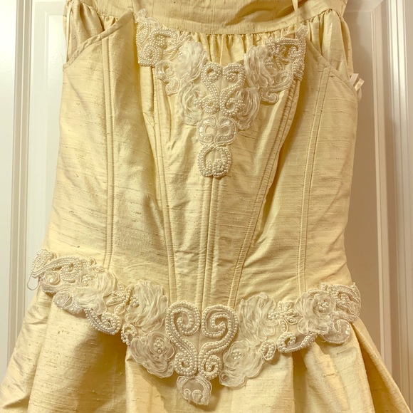 pale yellow evening gown